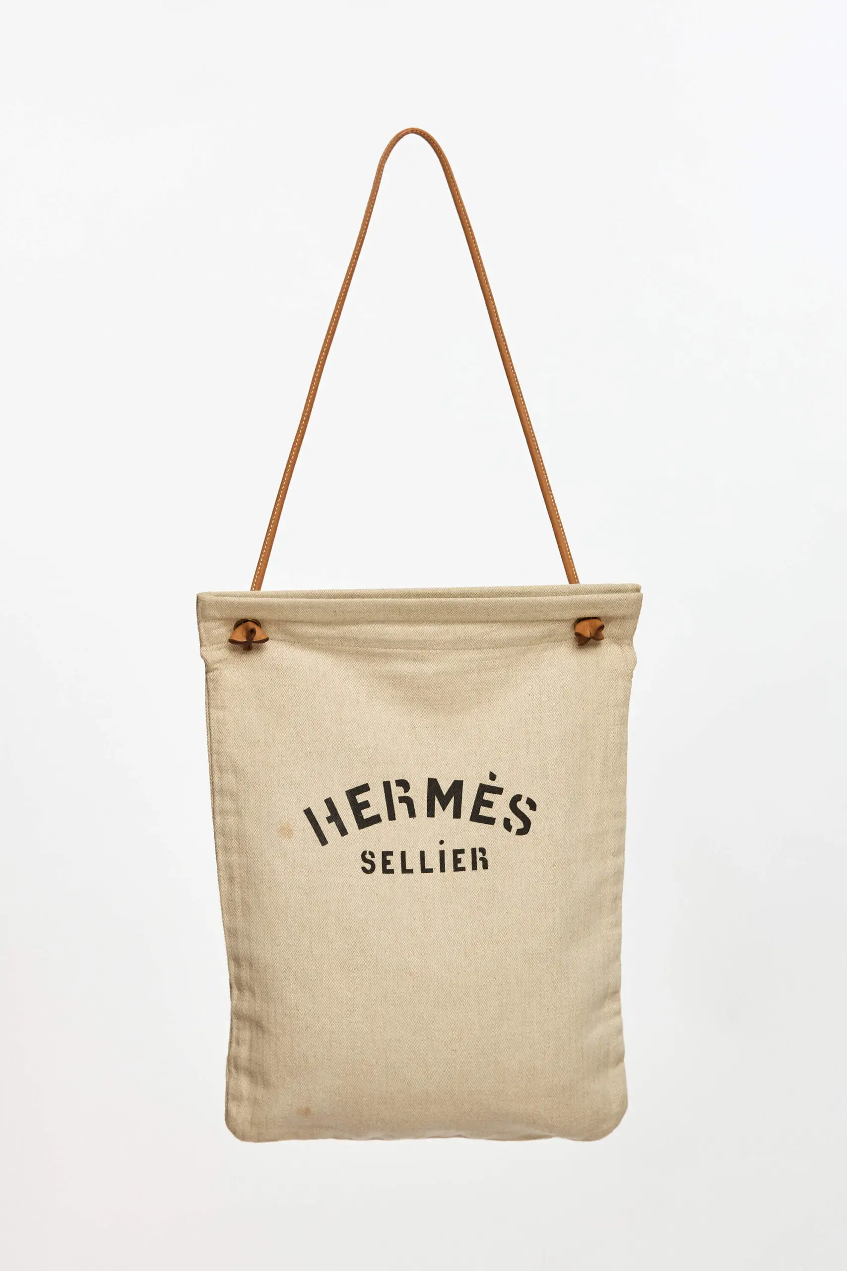 Aline Grooming Bag 1 Aline Grooming Bag