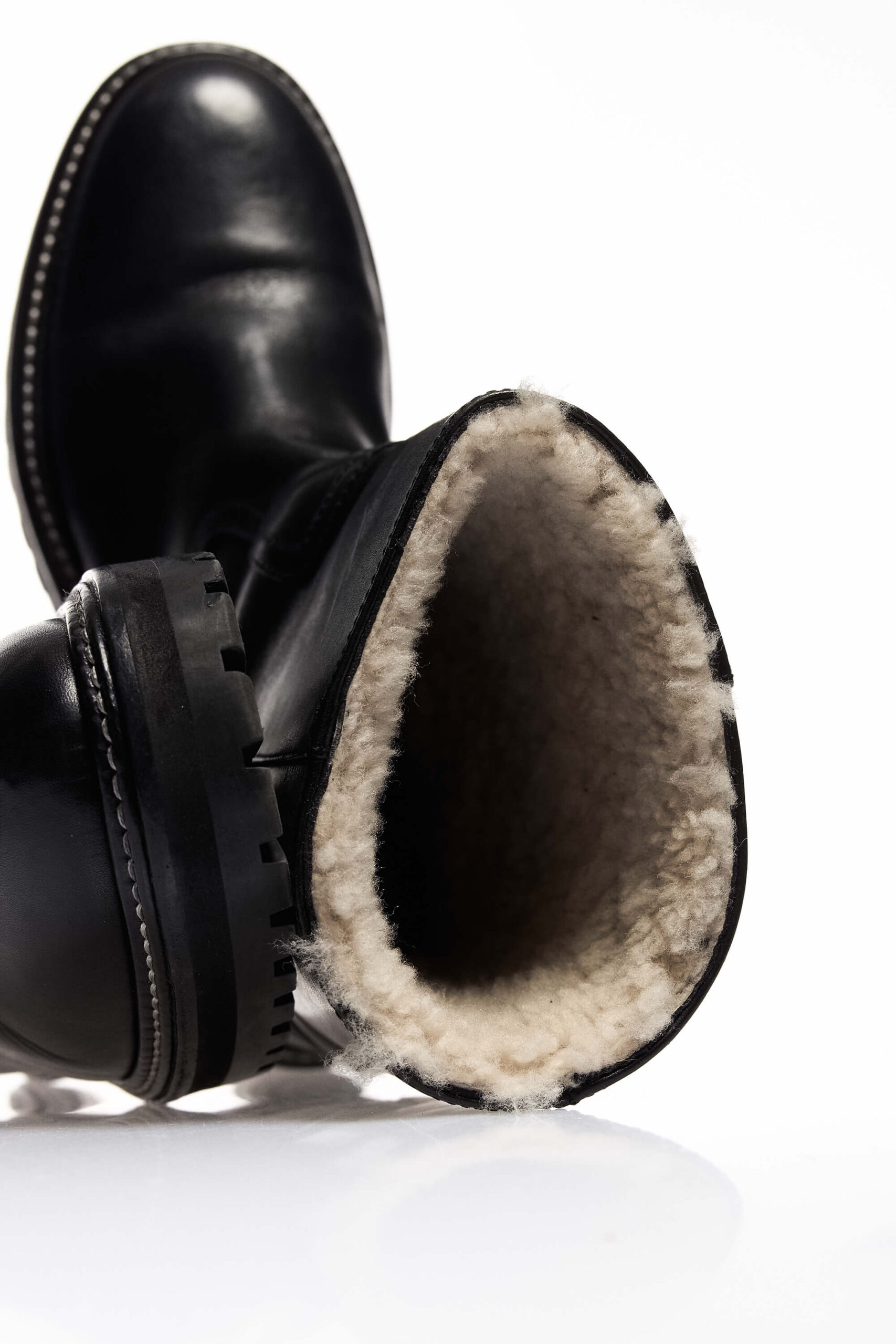 Yari Shearling-Lined Leather Ankle Boots 7 Yari Shearling-Lined Leather Ankle Boots
