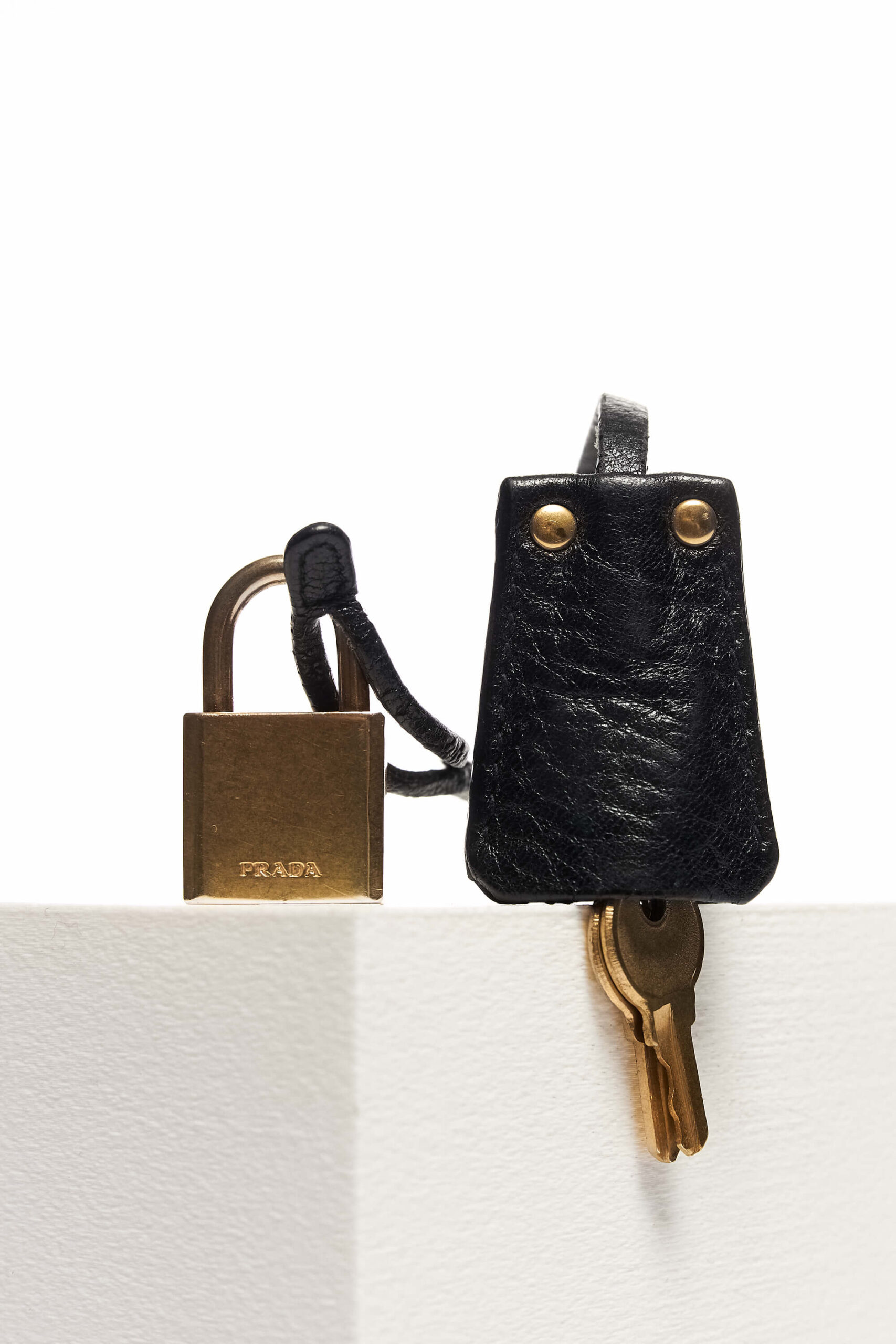 Vintage Gold Padlock &Amp; Key Clochette Set 1 Vintage Gold Padlock & Key Clochette Set