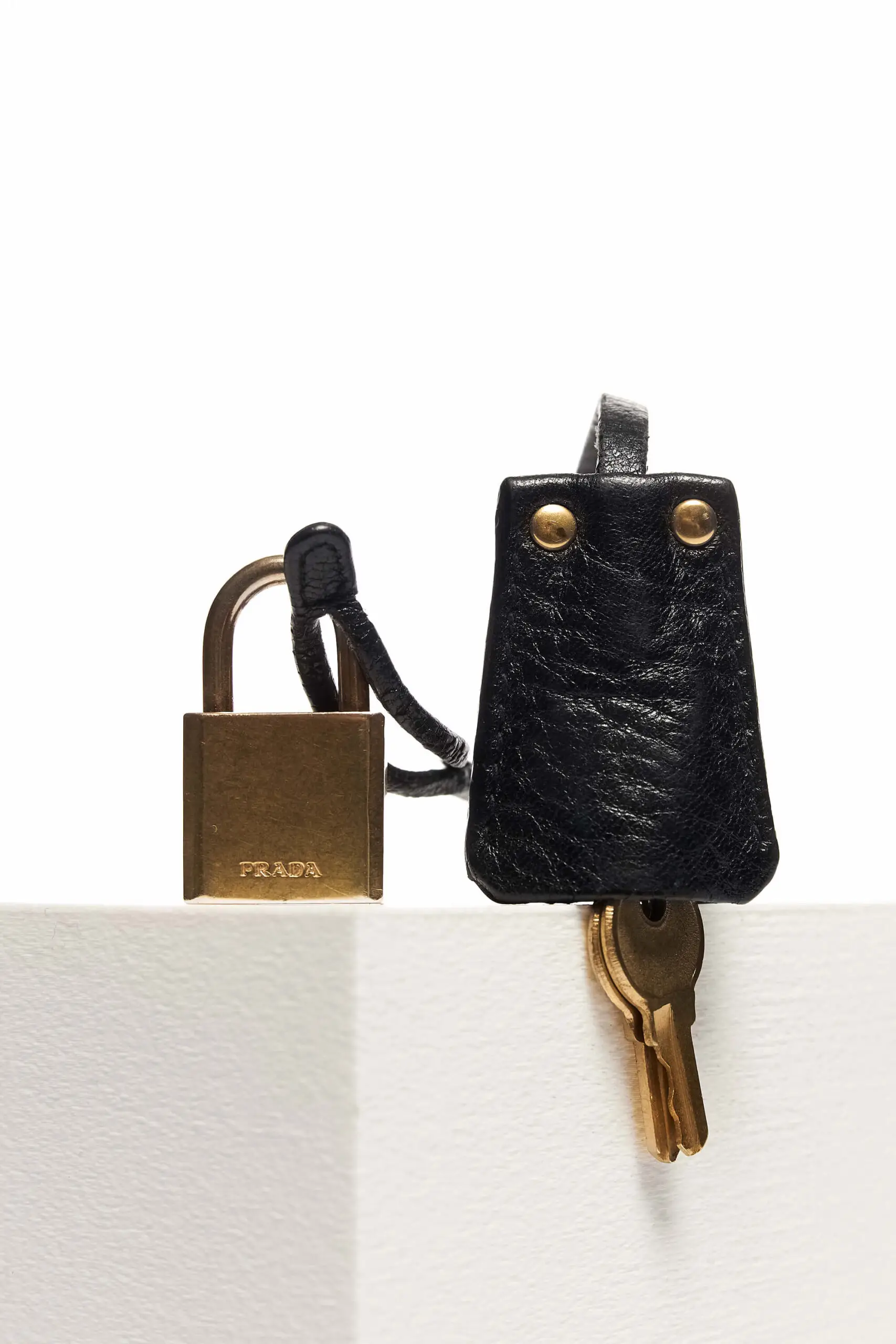 Vintage Gold Padlock &Amp; Key Clochette Set 1 Vintage Gold Padlock & Key Clochette Set