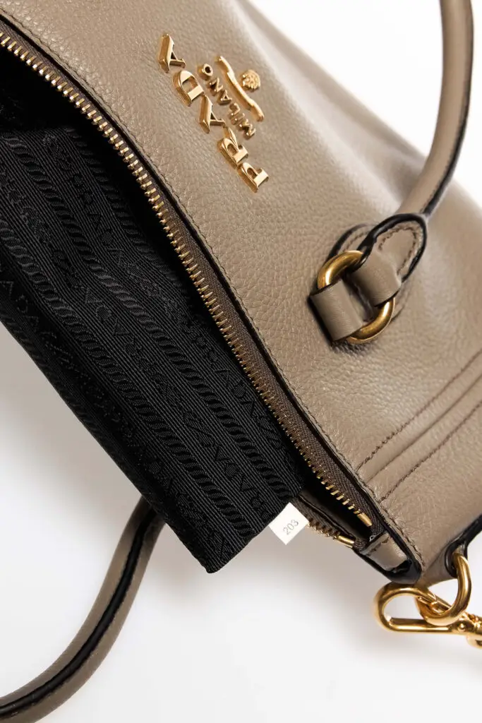 Vitello Phenix Argilla Tote Bag